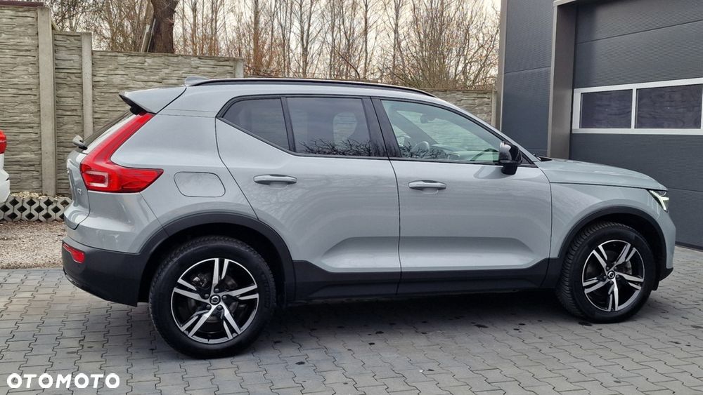 Volvo XC 40 - 18