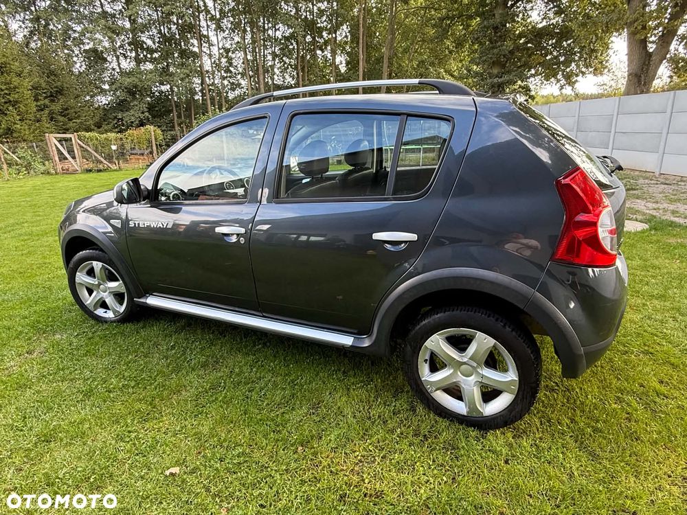 Dacia Sandero Stepway2 1.6 - 6