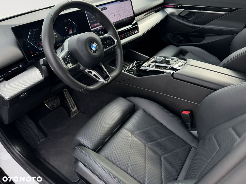 BMW Seria 5 520d mHEV M Sport - 8