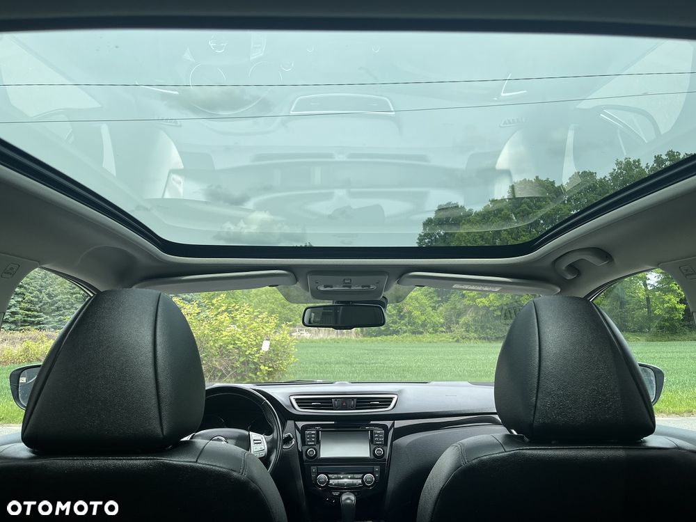 Nissan Qashqai 1.6 dCi Xtronic TEKNA+ - 24