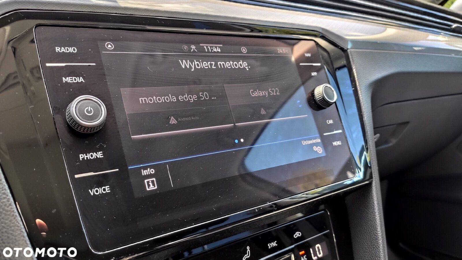 Volkswagen Passat - 19
