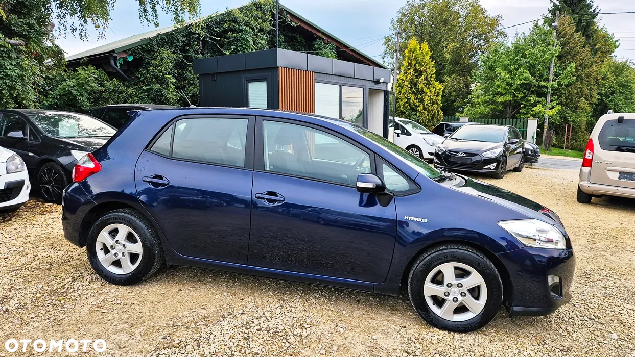 Toyota Auris 1.8 HSD Luna - 10