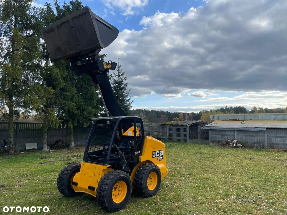 Bobcat ROBOT 94 konie + zamiatarka i pług - 9