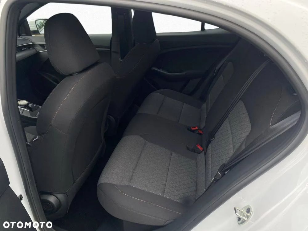 MG MG3 1.5 HEV+ Standard - 18