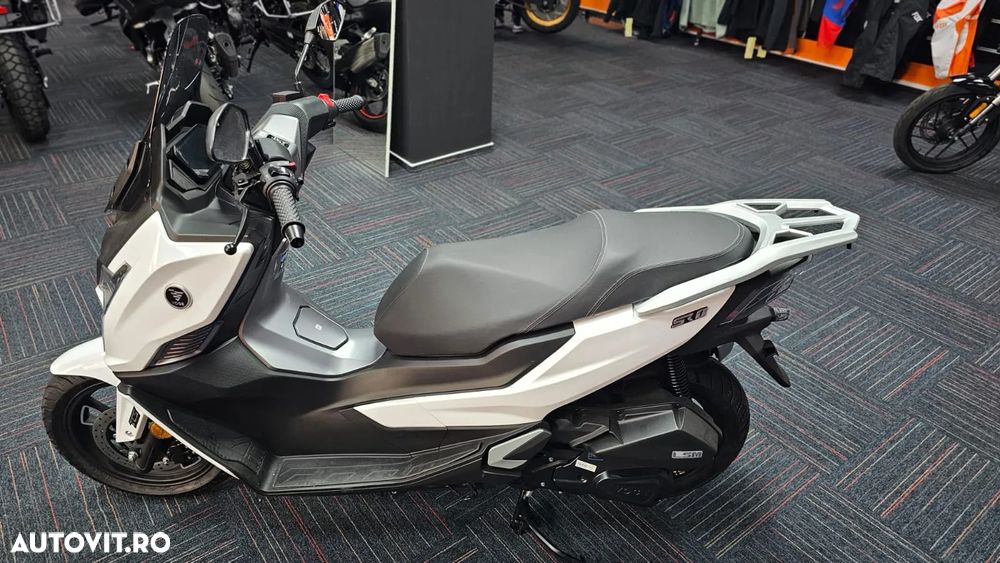 Voge 125 SR1 - 2
