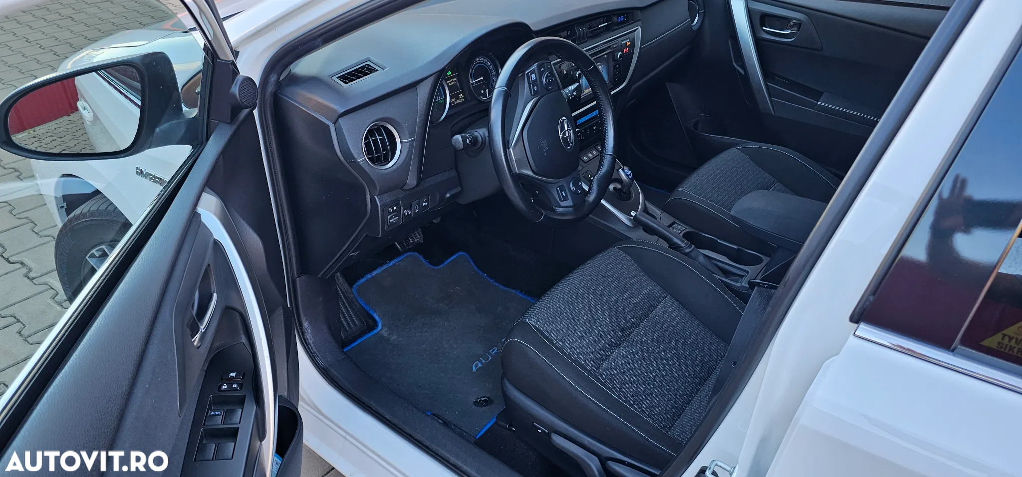 Toyota Auris 1.8 VVT-i Hybrid Automatik Executive - 6