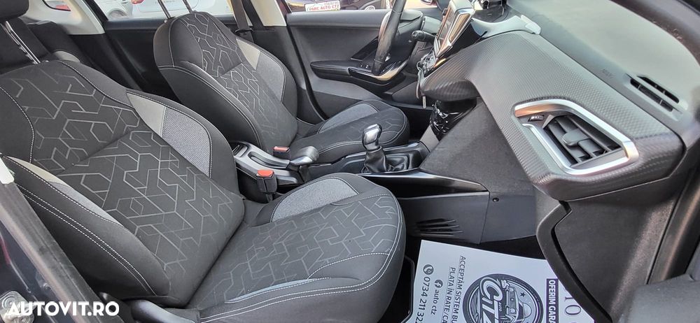 Peugeot 2008 1.2 VTi Access - 34