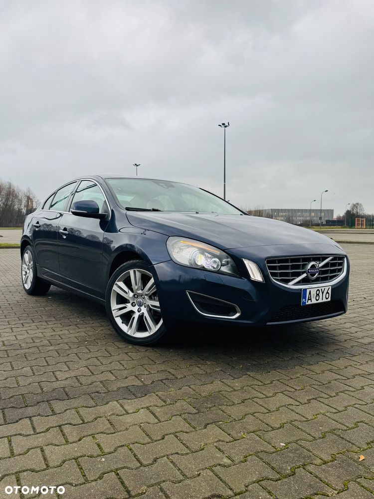 Volvo S60 - 3