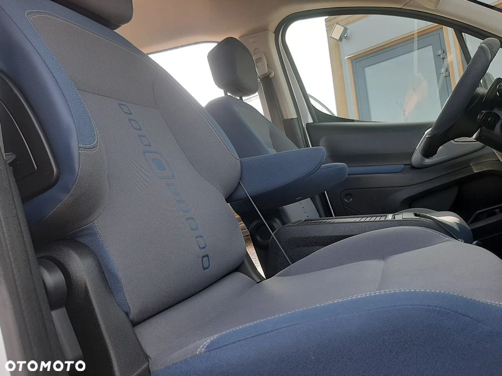 Citroën Berlingo e-HDi 90 FAP EGS6 Multispace Exclusive - 17