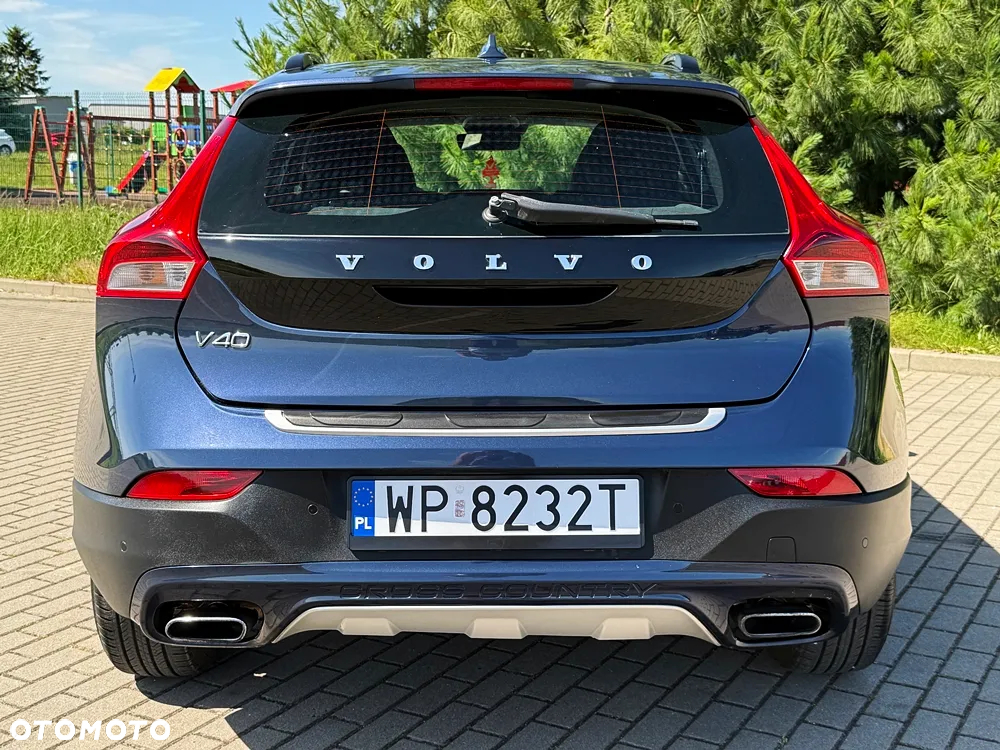 Volvo V40 D2 Momentum - 4