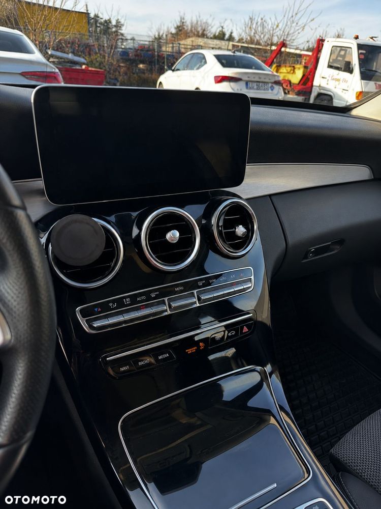 Mercedes-Benz Klasa C 220 d 9G-TRONIC - 4