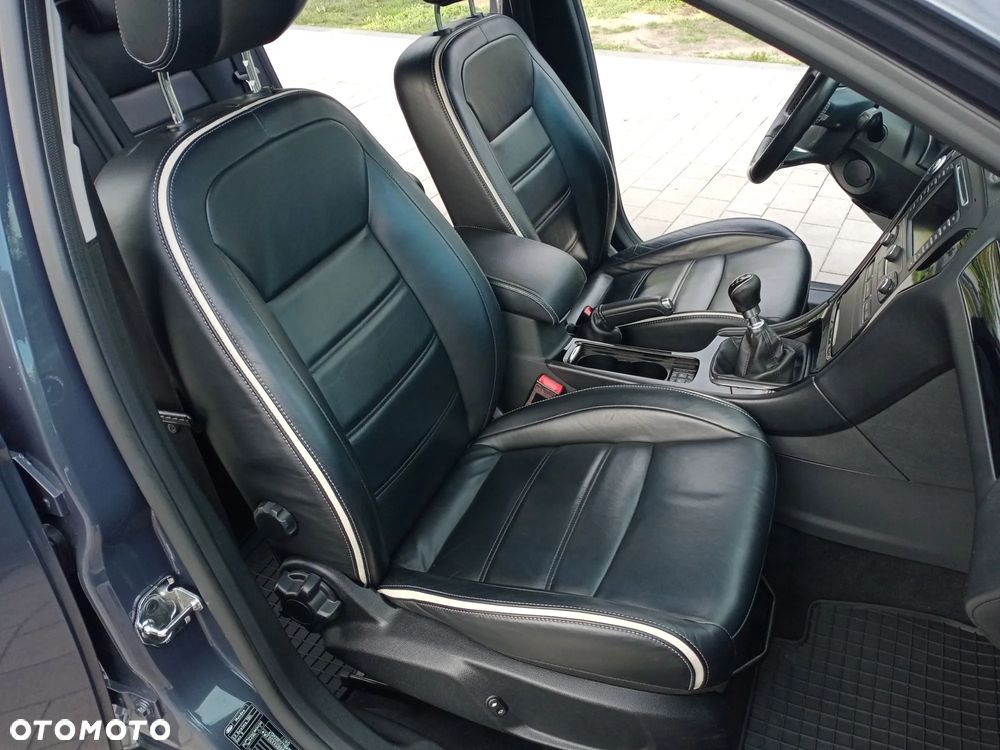 Ford Mondeo 2.0 TDCi Titanium X - 19