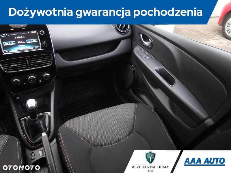 Renault Clio - 10