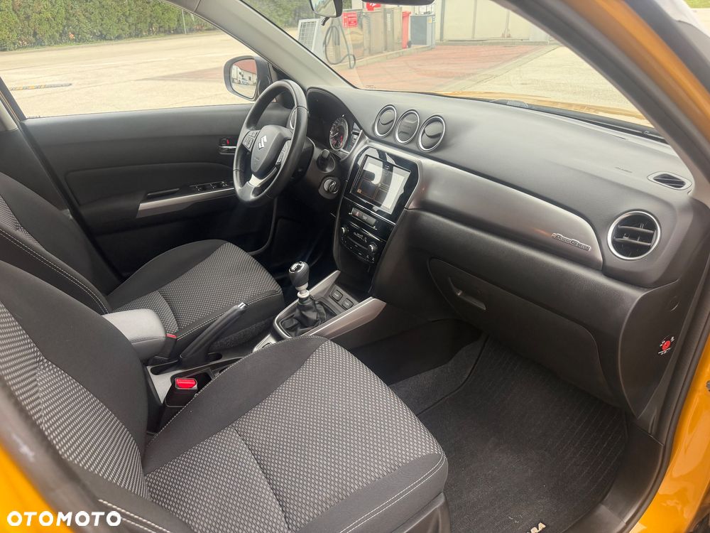 Suzuki Vitara - 20