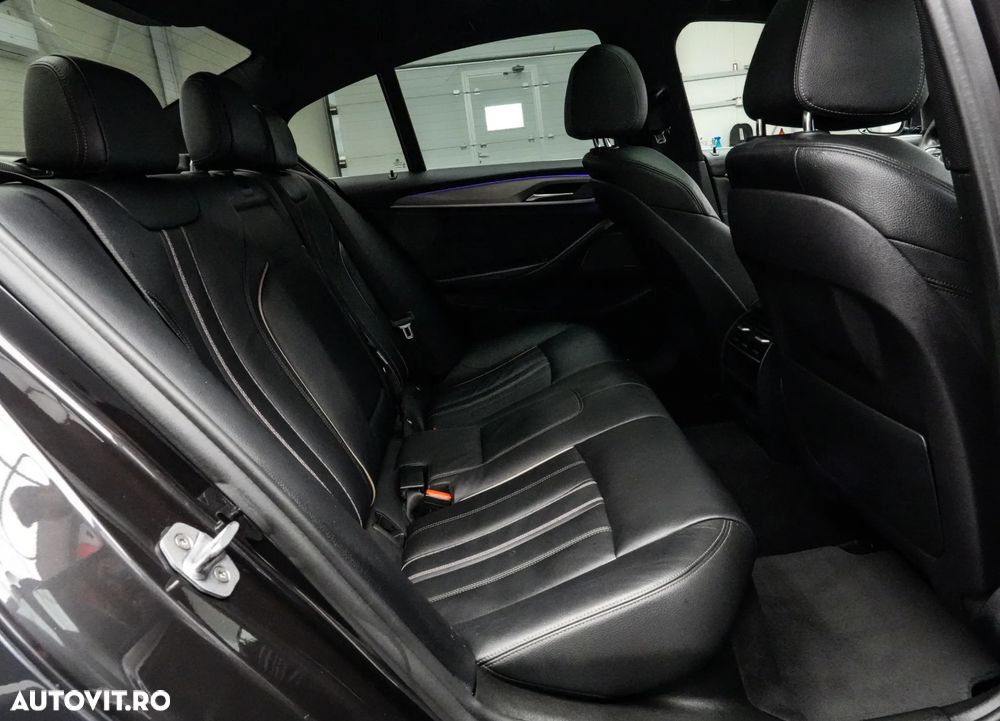 BMW Seria 5 530d xDrive Aut. Luxury Line - 18