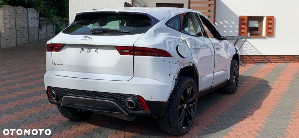 Jaguar E-Pace D180 AWD R-Dynamic HSE - 9