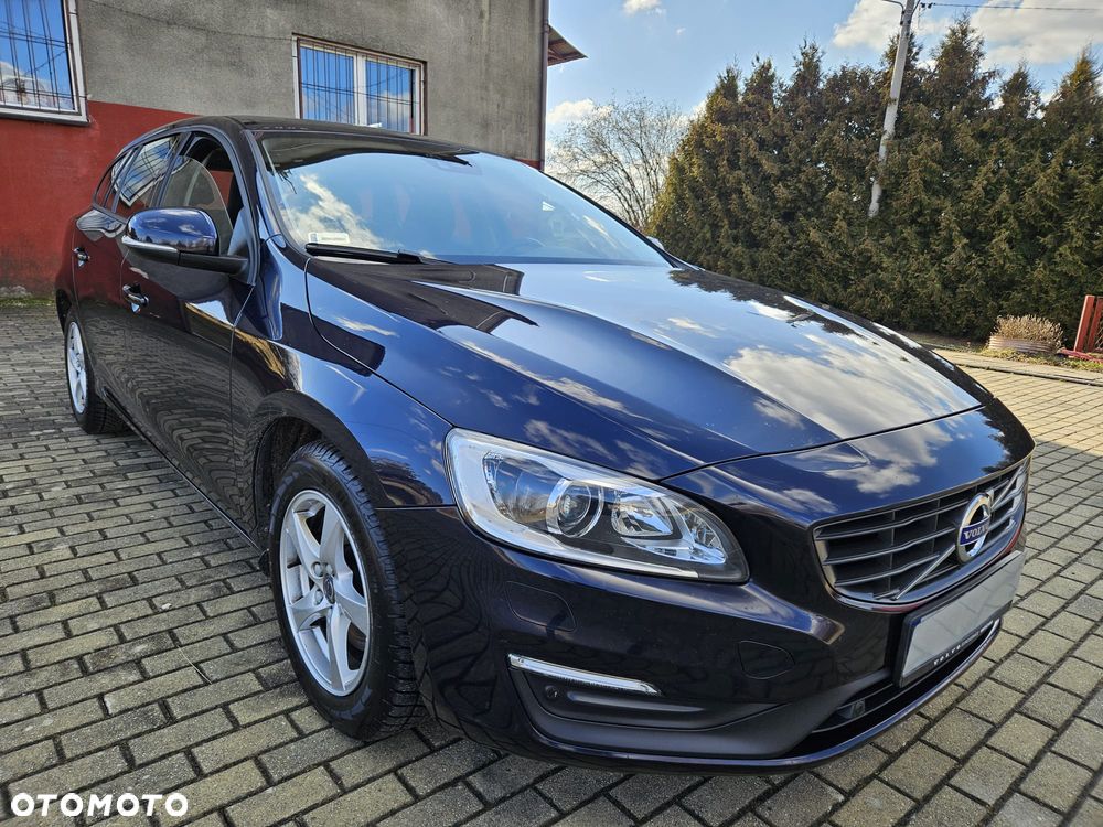 Volvo V60 D4 Momentum - 3