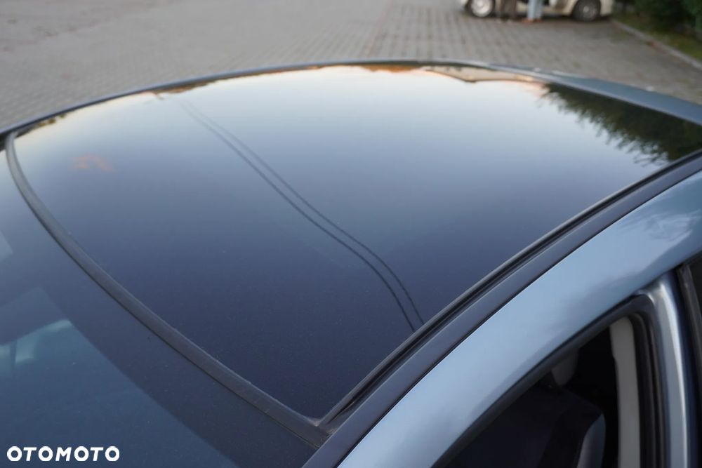 Honda Civic 1.8 Executive NAVI i-SHIFT - 26