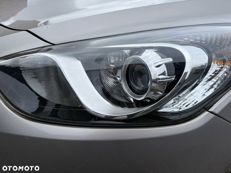 Hyundai i30 1.4 Premiere Comfort - 9