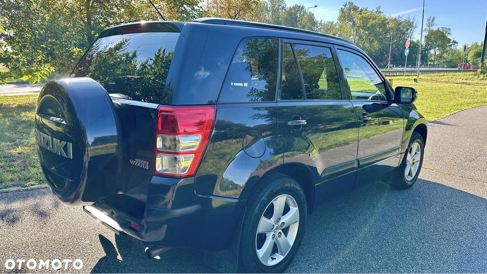 Suzuki Grand Vitara 2.4 Premium - 6