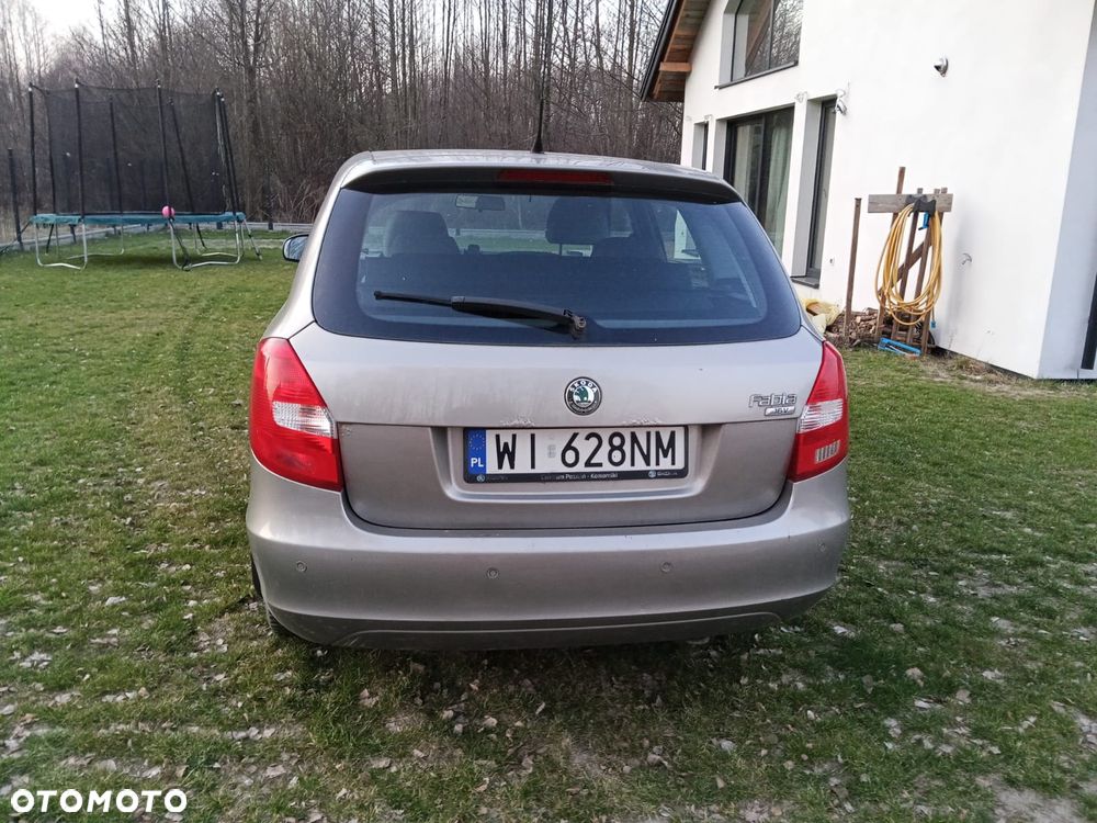 Skoda Fabia 1.4 16V Ambiente - 4