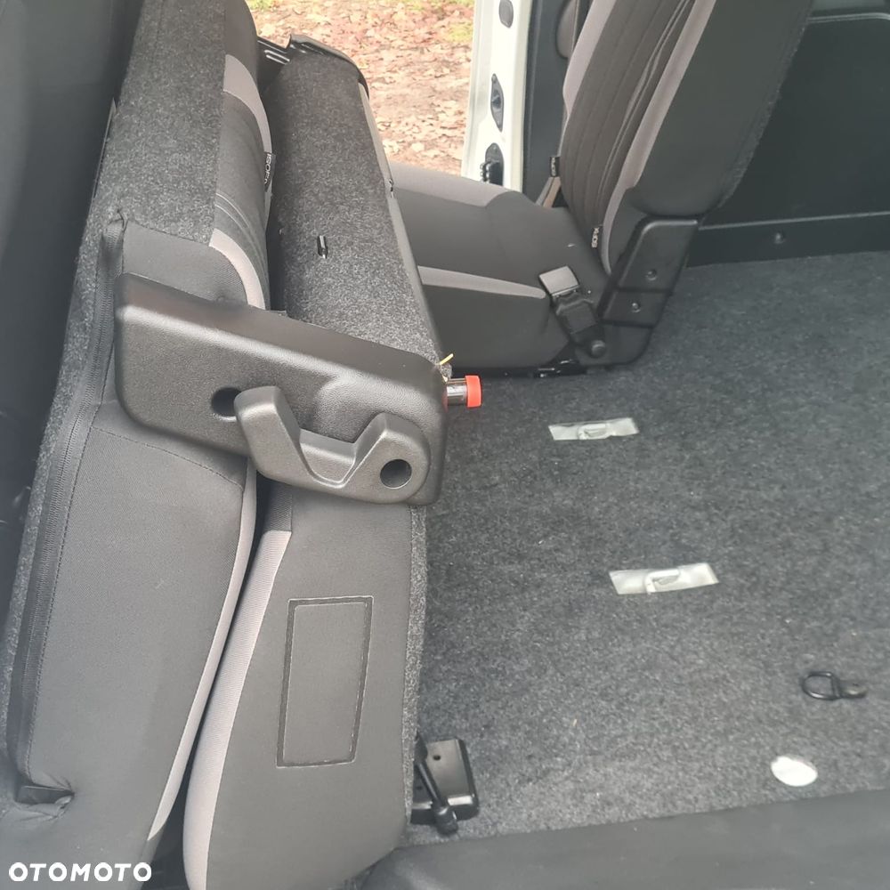 Fiat Doblo 1.6 16V Multijet Lounge - 24