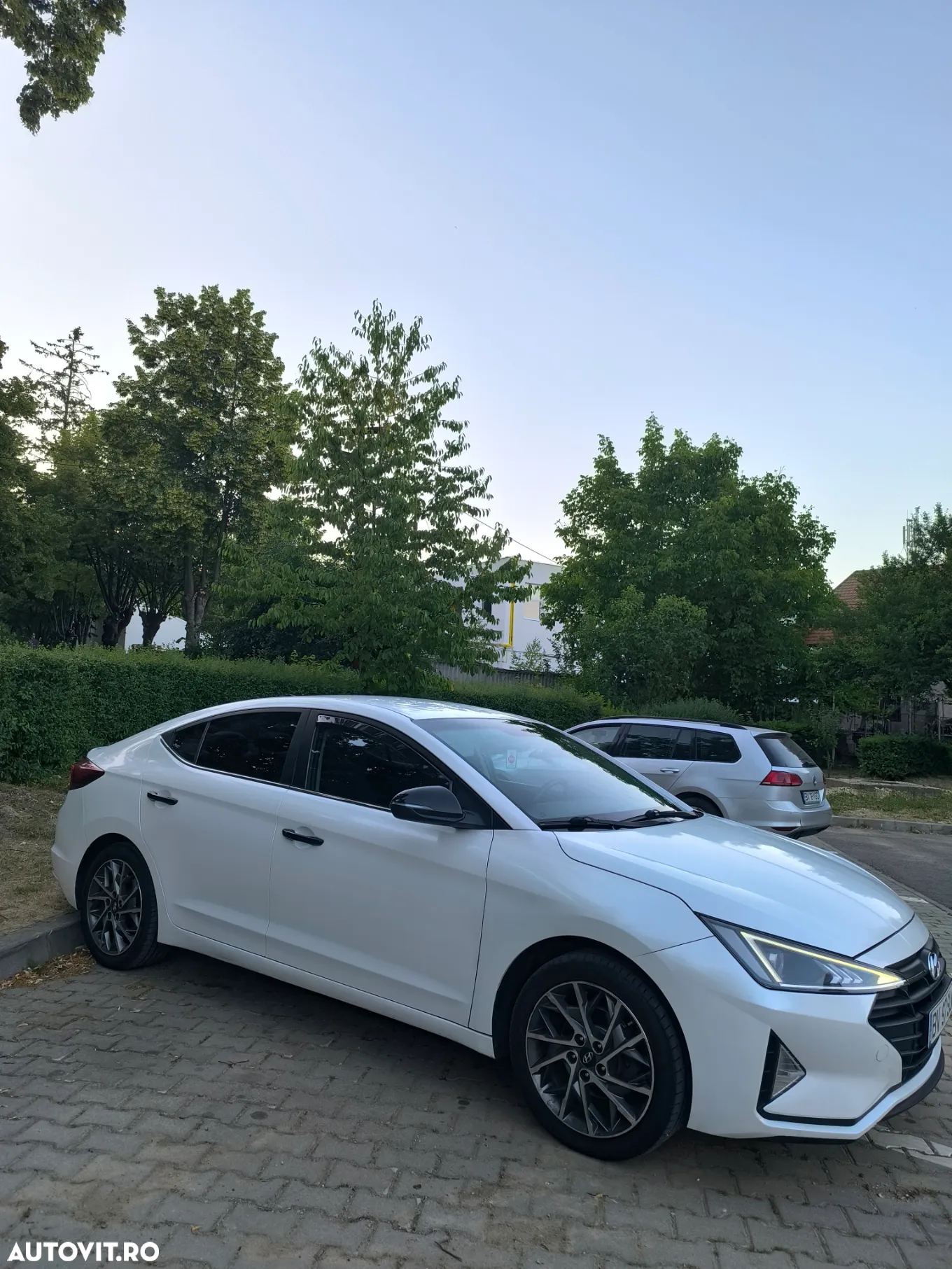 Hyundai Elantra 1.6 MPi Highway - 3