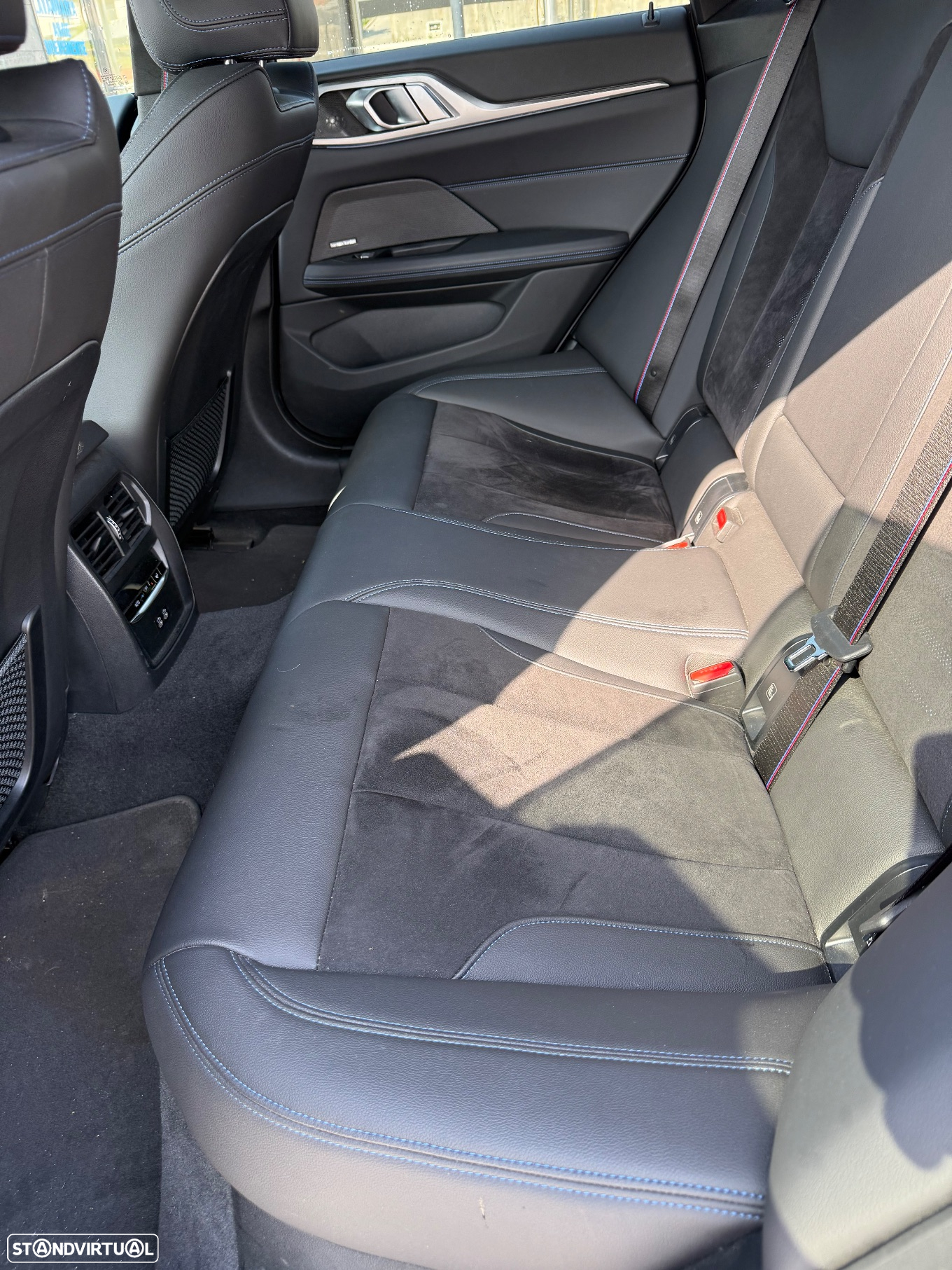 BMW i4 eDrive40 Pack Desportivo M - 8