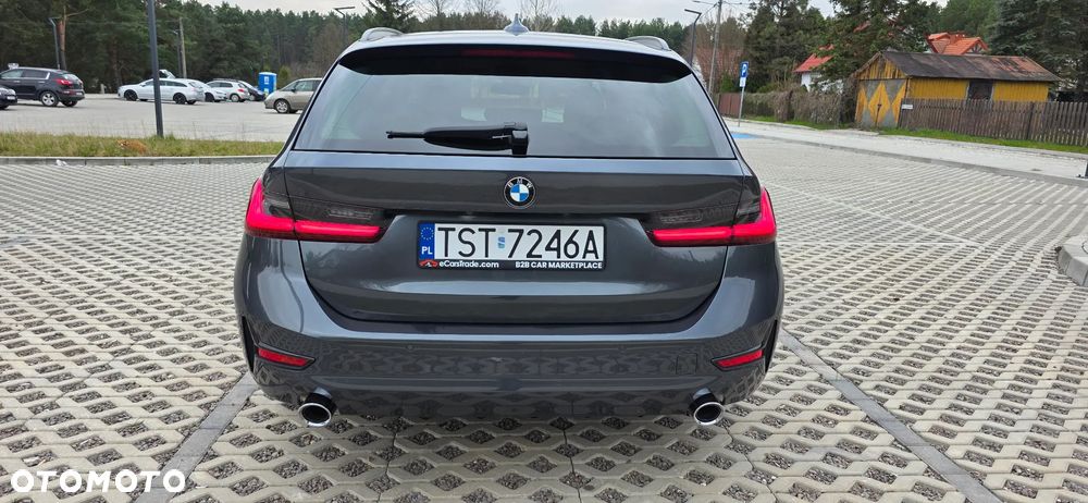 BMW Seria 3 320d Efficient Dynamics Edition Advantage - 38