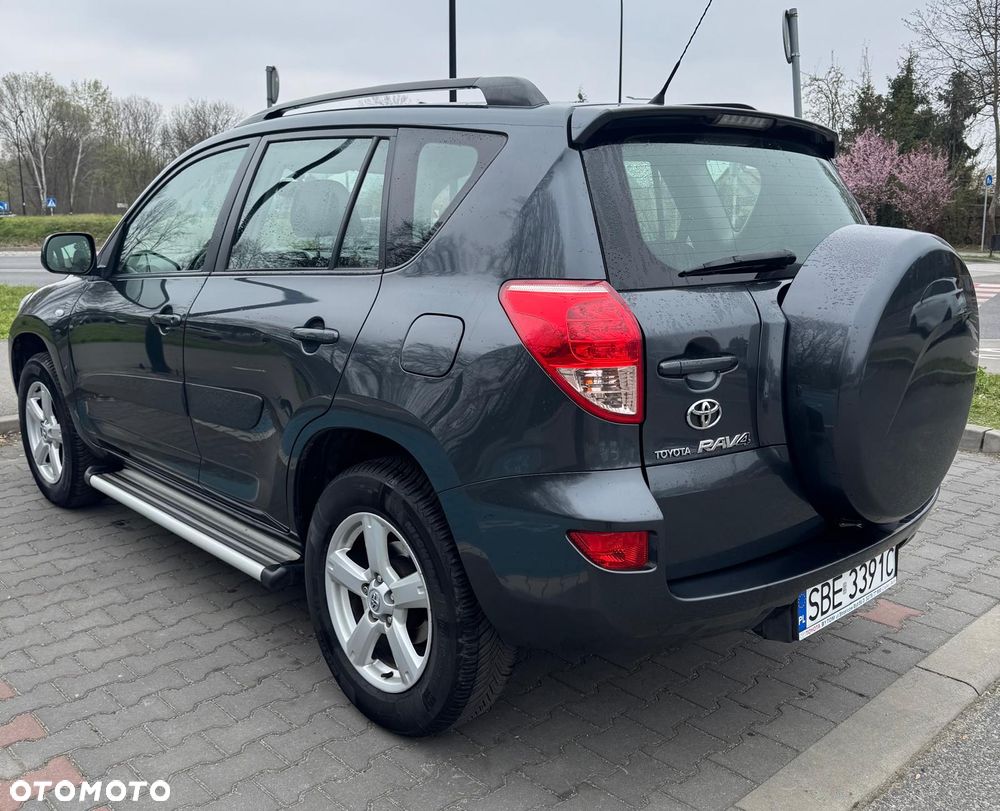 Toyota RAV4 2.0 VVT-i Sol - 5