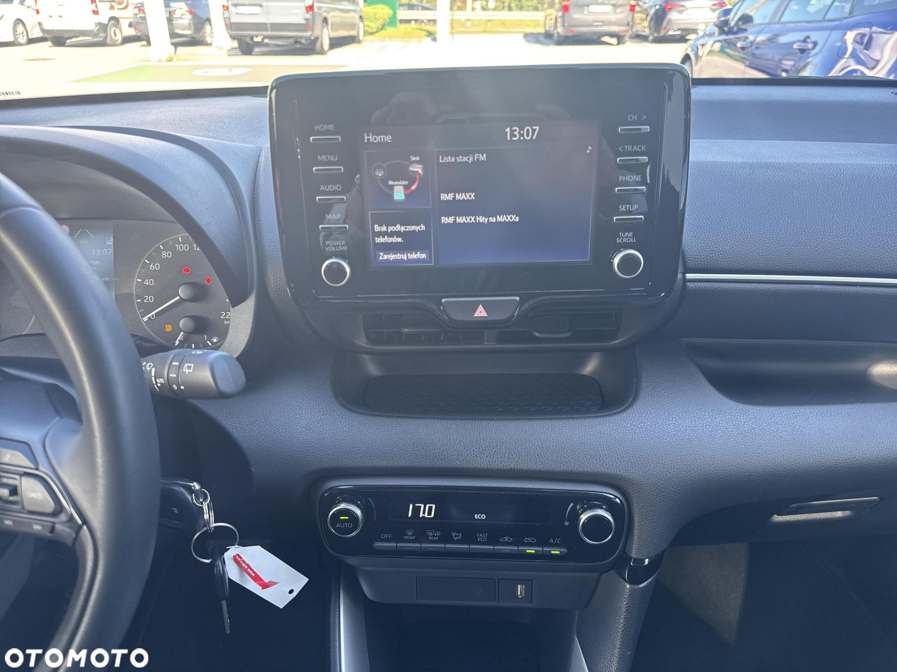 Toyota Yaris Hybrid 1.5 Comfort - 19