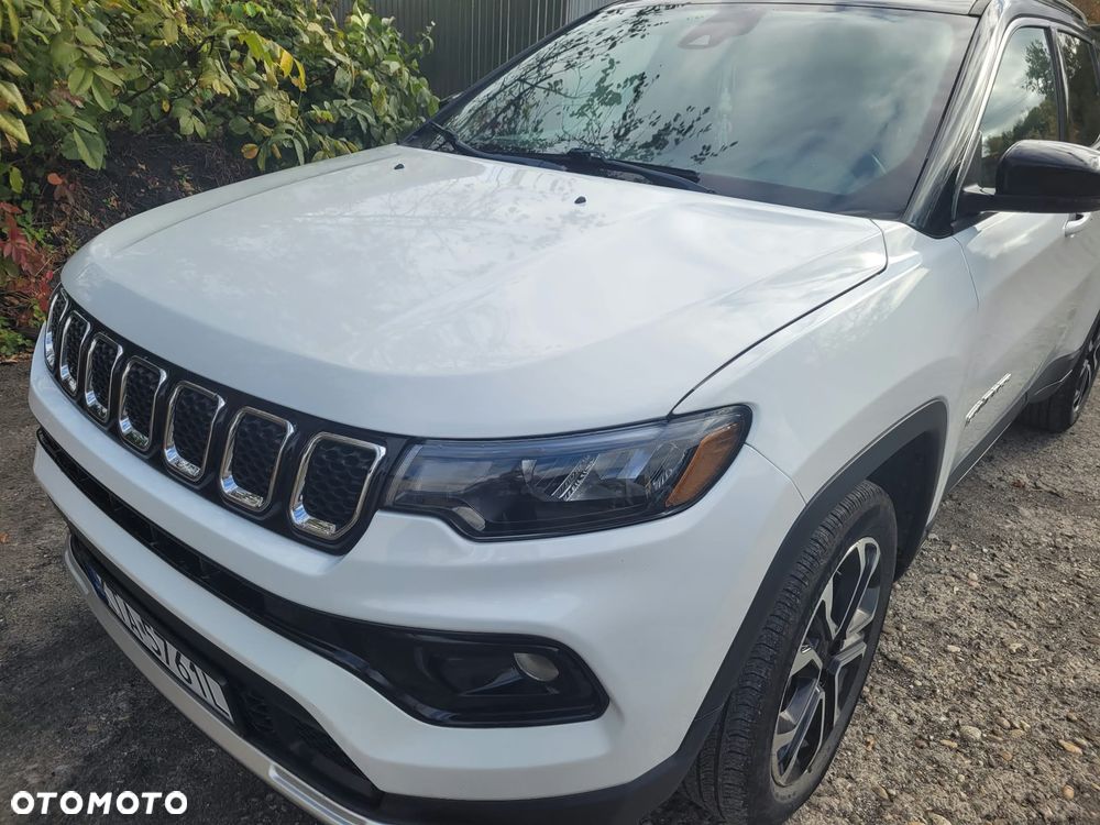 Jeep Compass - 12