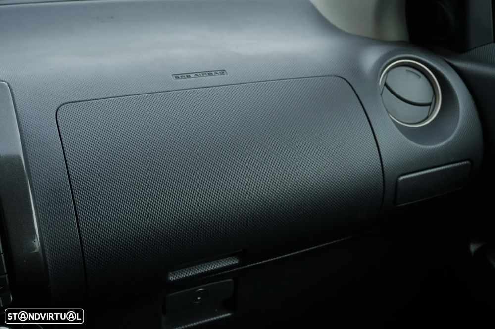 Toyota Urban Cruiser 1.4 D-4D High Pack - 30