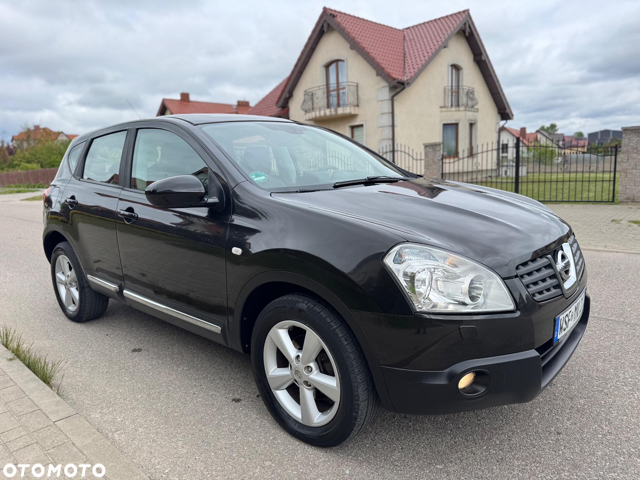 Nissan Qashqai 2.0 4x4 Tekna Premium - 3