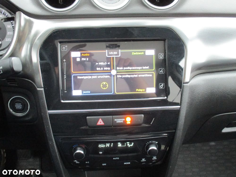 Suzuki Vitara 1.0 Boosterjet Premium 4WD - 19