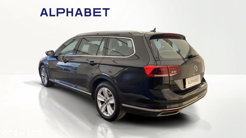 Volkswagen Passat - 3