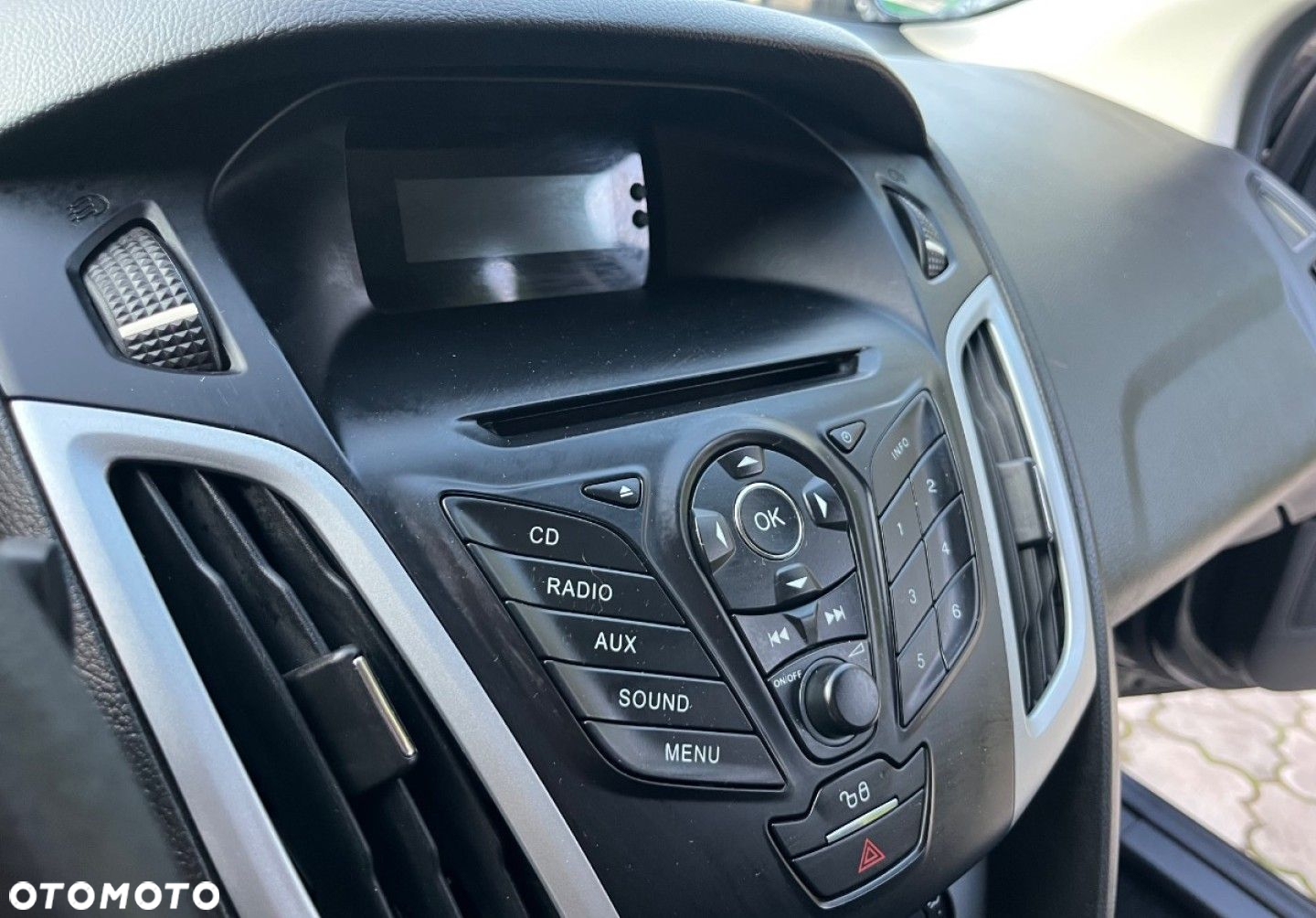 Ford Focus - 28