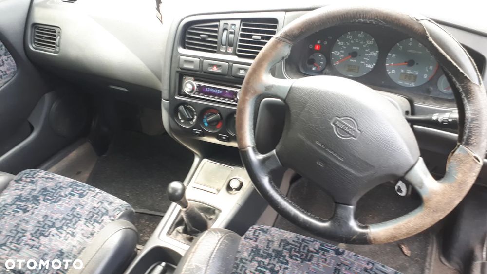 Nissan Primera 2.0 GT - 4