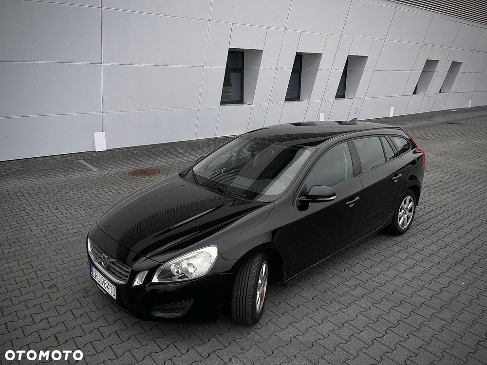 Volvo V60 D2 Kinetic - 1