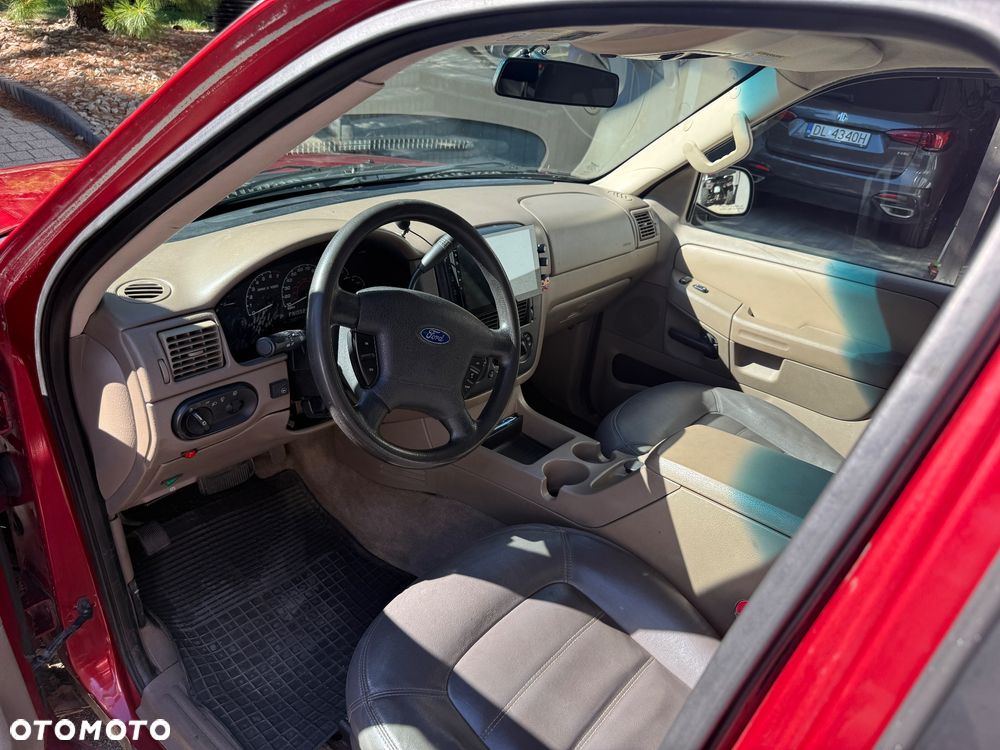 Ford Explorer 4.0 AWD - 3