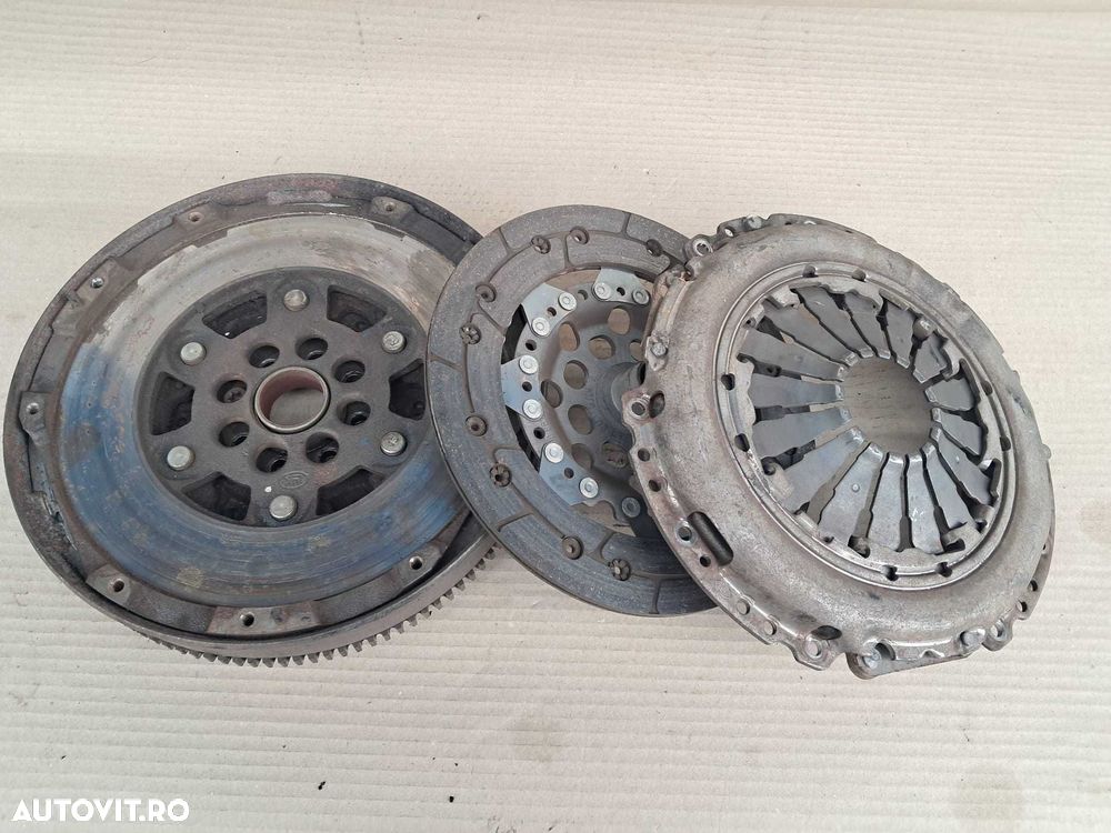 Opel Corsa D Meriva Astra H, ambreiaj complet volanta masa dubla placa disc, motor 1,3 diesel - 1