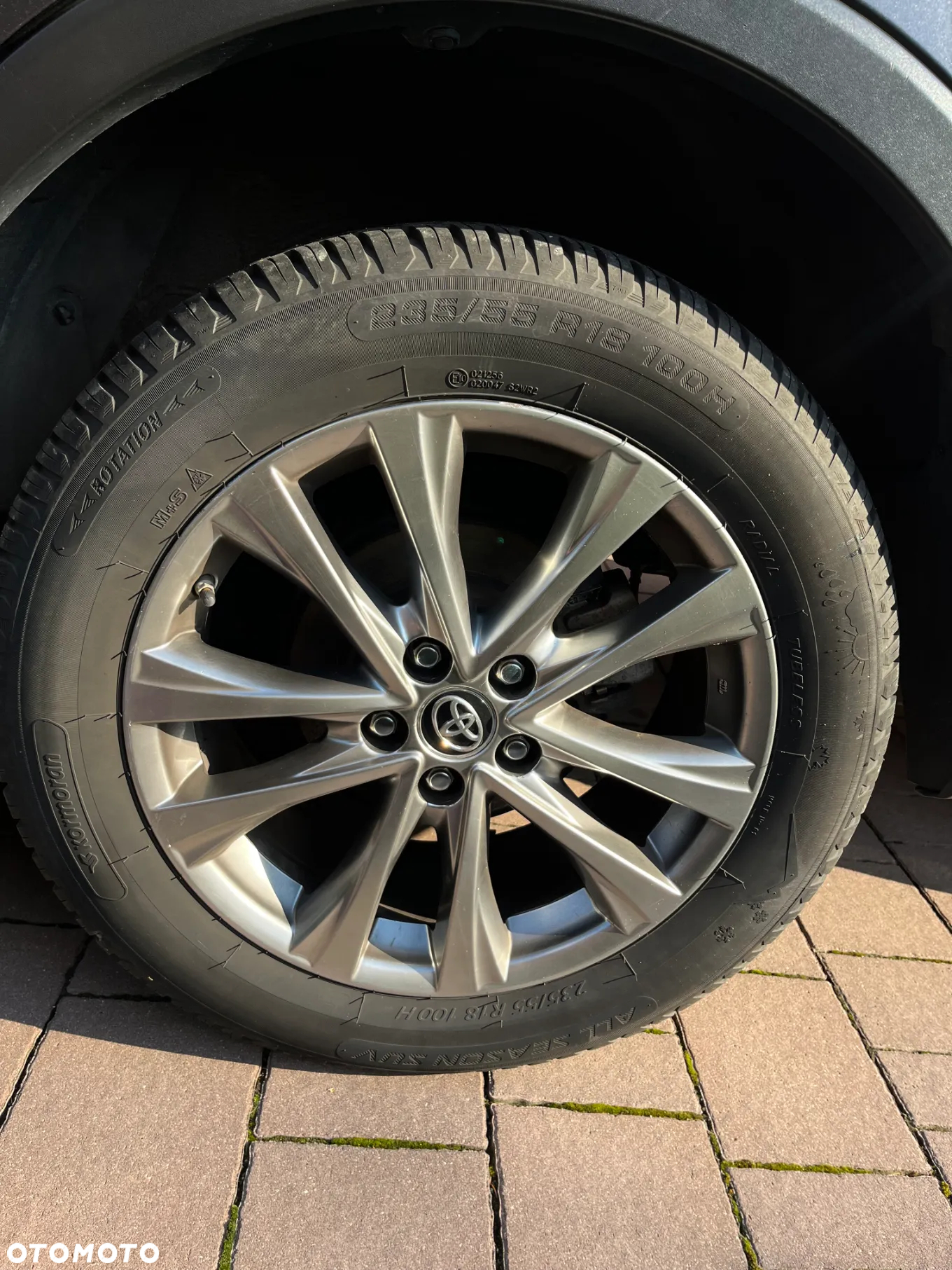 Toyota RAV4 - 9