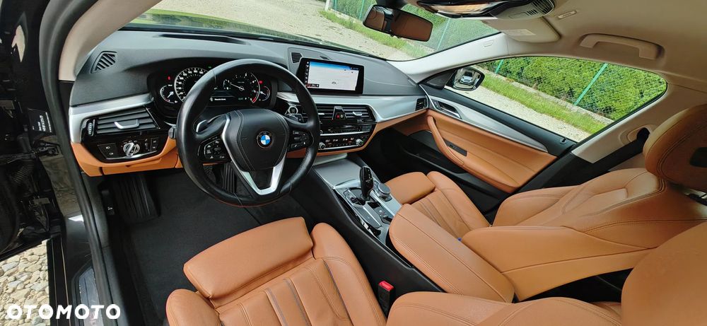 BMW Seria 5 520d Sport Line - 15