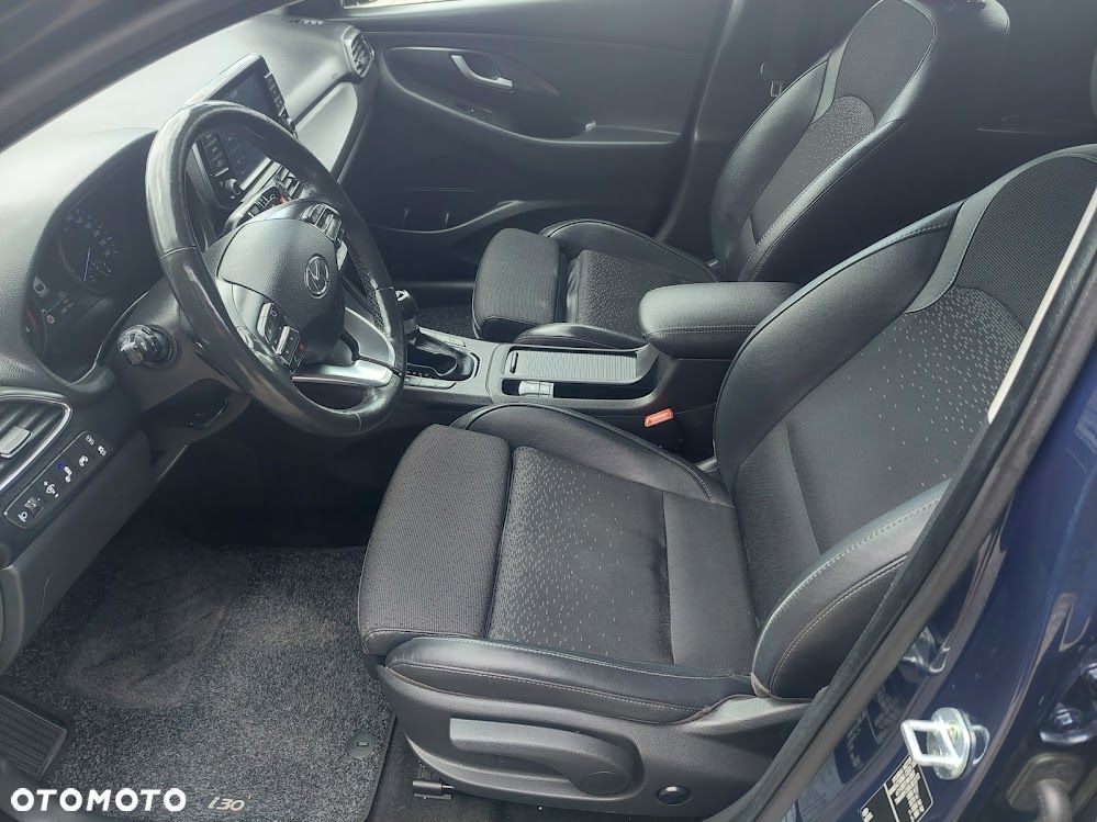 Hyundai i30 1.4 T-GDI DCT Premium - 8