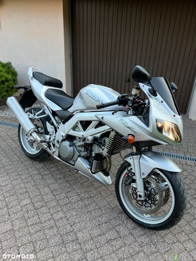 Suzuki SV - 22