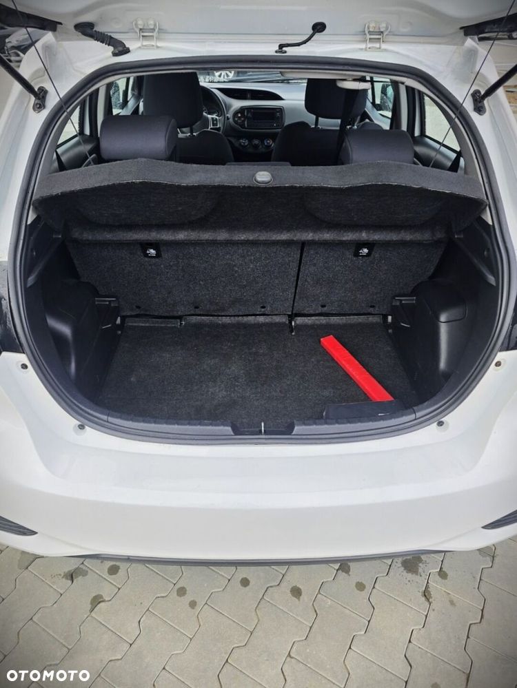 Toyota Yaris - 13