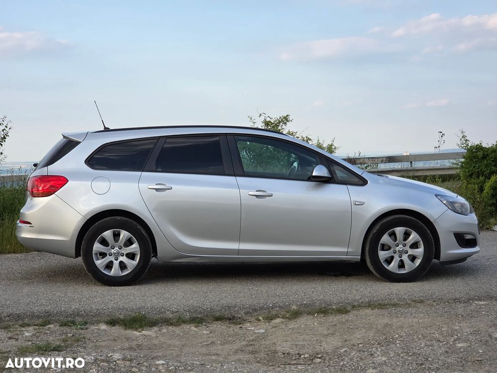 Opel Astra 1.6 CDTI ECOTEC Start/Stop Dynamic - 11