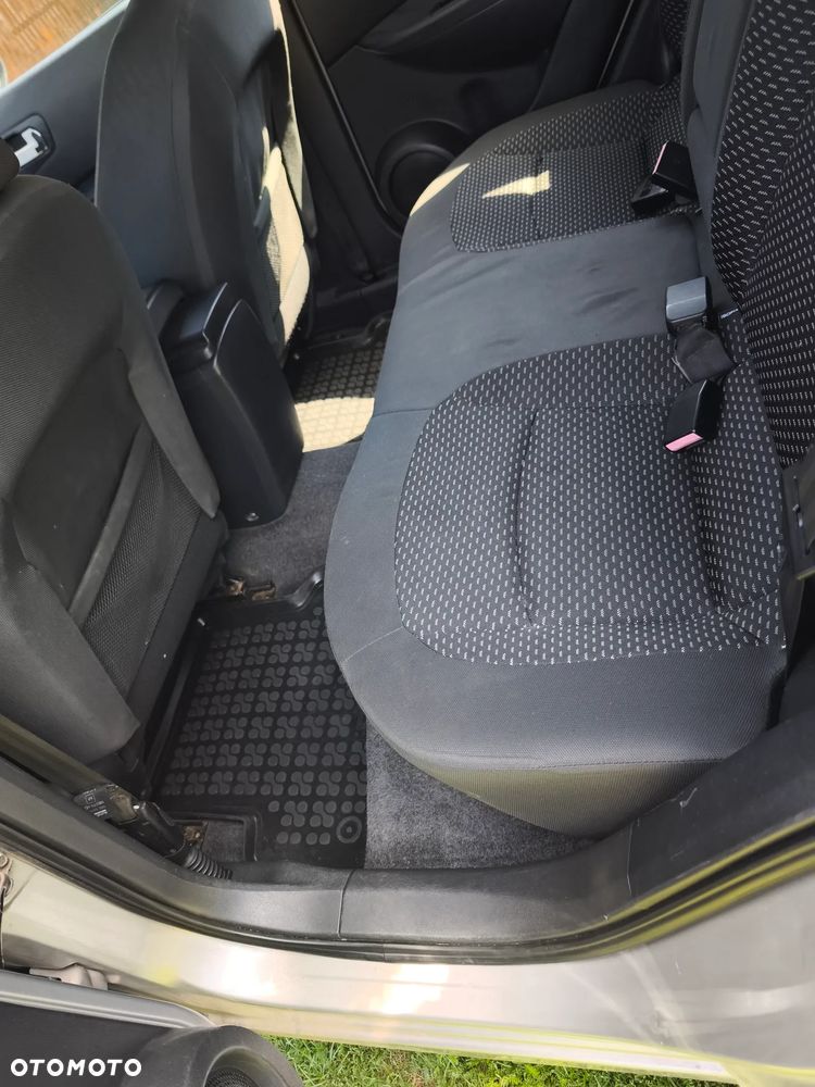 Nissan Qashqai 1.5 dCi Acenta - 12