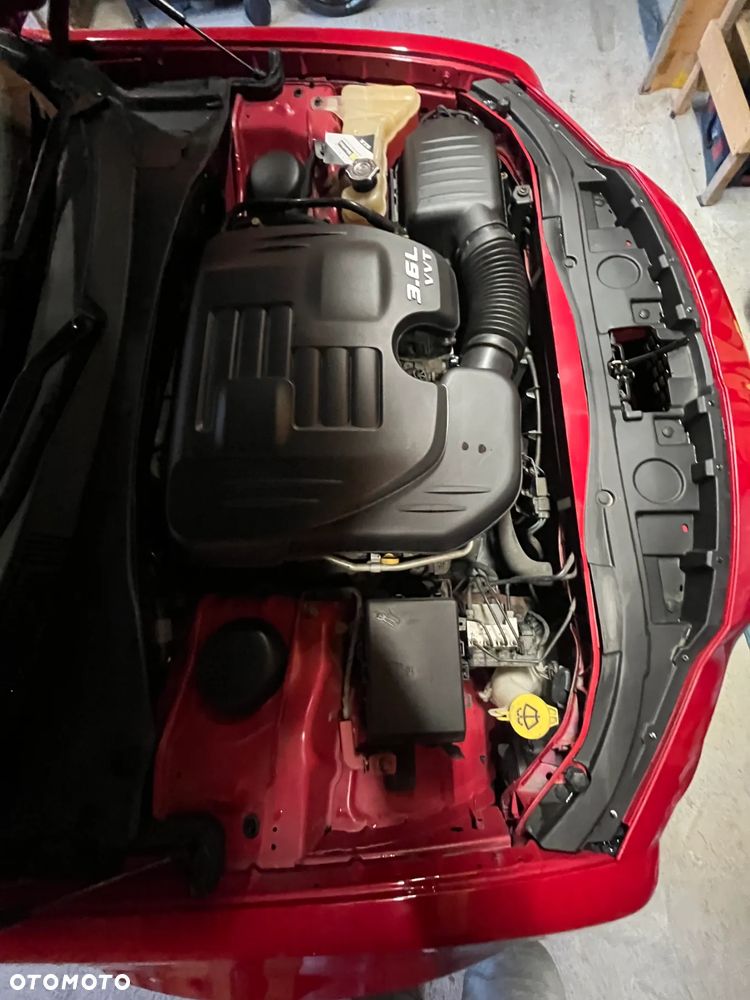 Chrysler 300s - 18