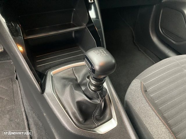 Peugeot 208 1.2 PureTech Allure - 24